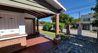 Chalet Amoblado, Céntrico y Totalmente Reciclado!!